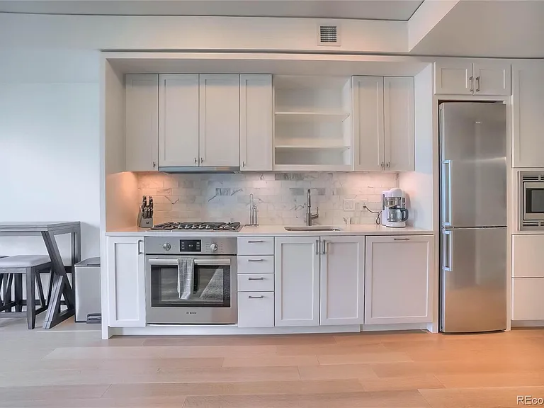 1750 Wewatta St #1105 — Photo 9