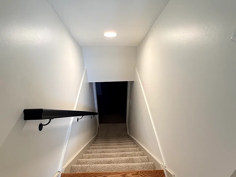2408A Inga St — Photo 17