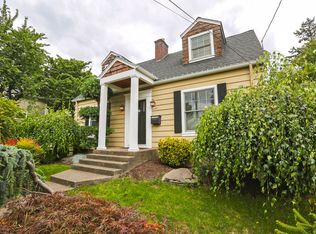 1126 SE 52nd Ave, Portland, OR 97215