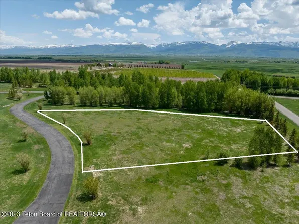 4577 Paradise Springs Rd, Victor, ID 83455