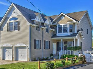 30 Topsail Rd, Brick, NJ 08723