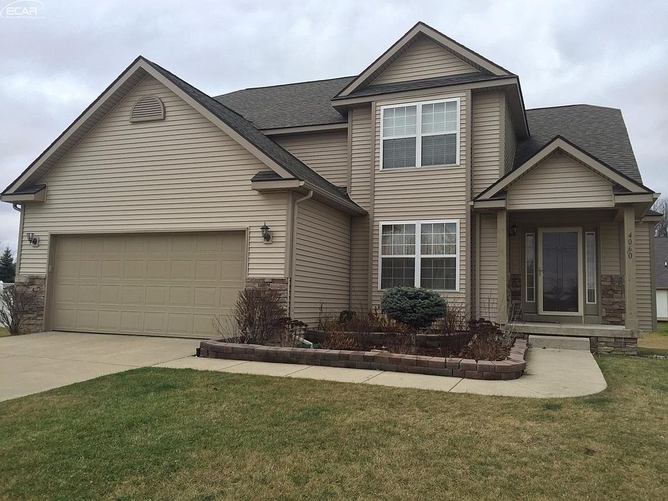 1st image of 4060 Grand Oaks Ct