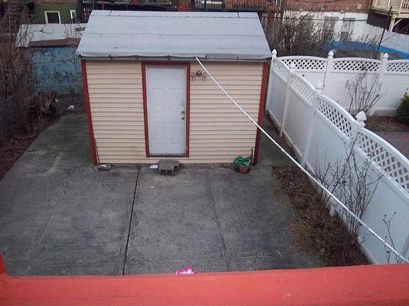 5th image of 924 Wheeler Ave