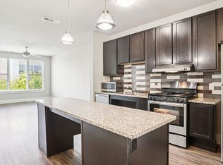 Oaks 5th Street Crossing at City Center, Garland, TX 75040