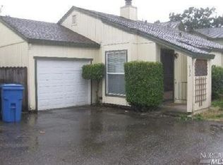 825 Middle Rincon Rd, Santa Rosa, CA 95409