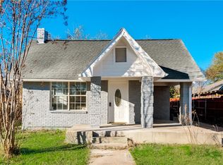 3215 Kinmore St, Dallas, TX 75223