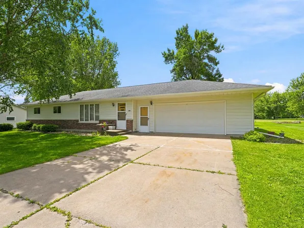 303 S 2ND LANE, Abbotsford, WI 54405