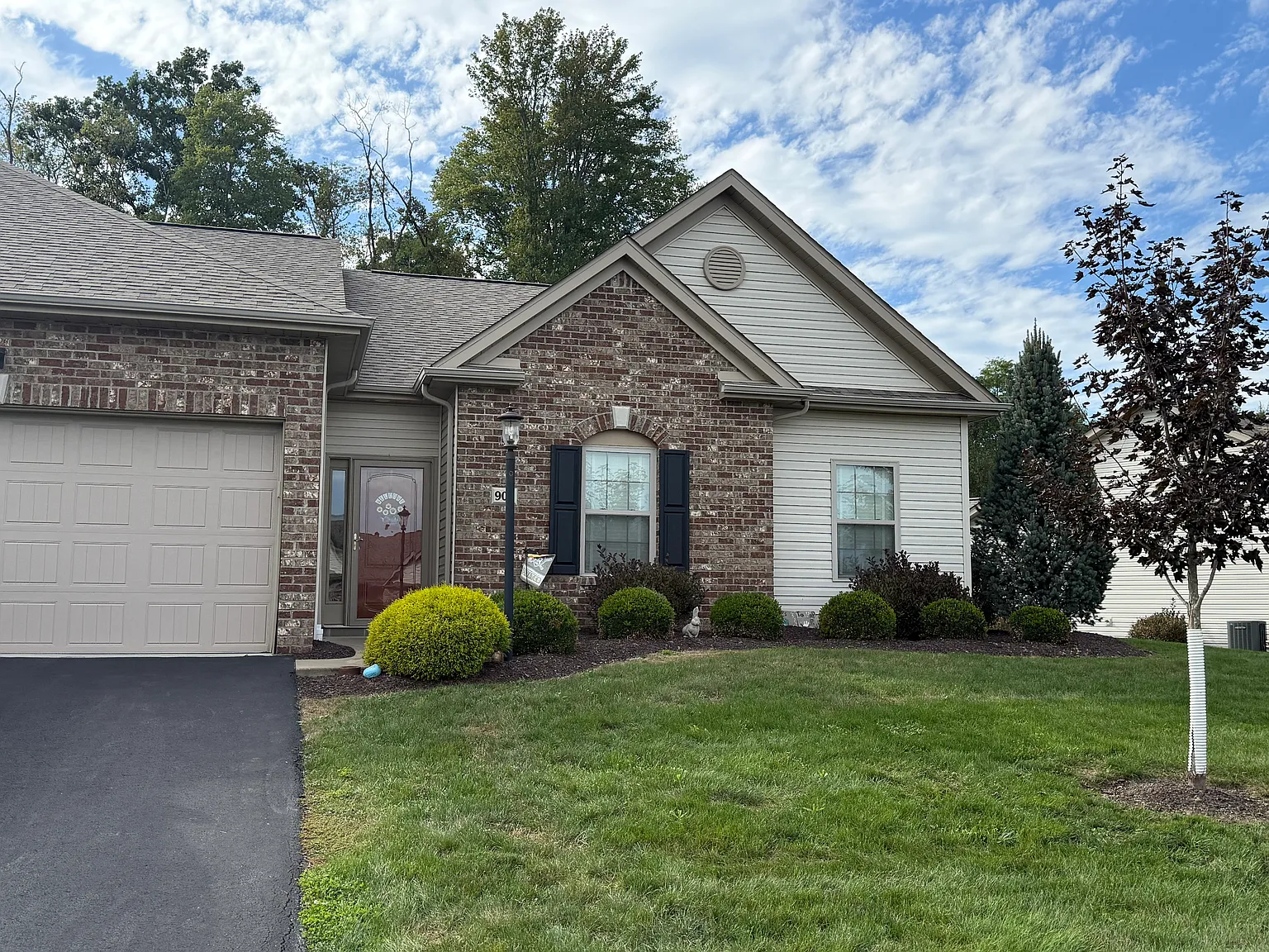 906 Copper Creek Trl — Photo 1
