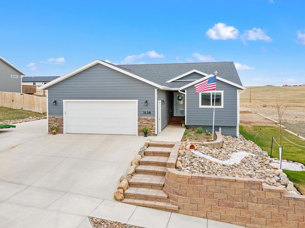 3128 Jessup Ln, Rapid City, SD 57703