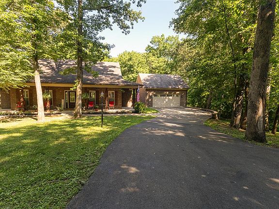 2nd image of 2277 Roark Rd