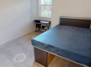 2100 5th St, Davis, CA 95618