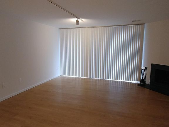 4th image of 738 15th St S APT B