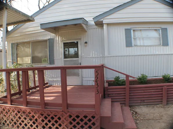 5233 Sam Houston Dr, Malakoff, TX 75148