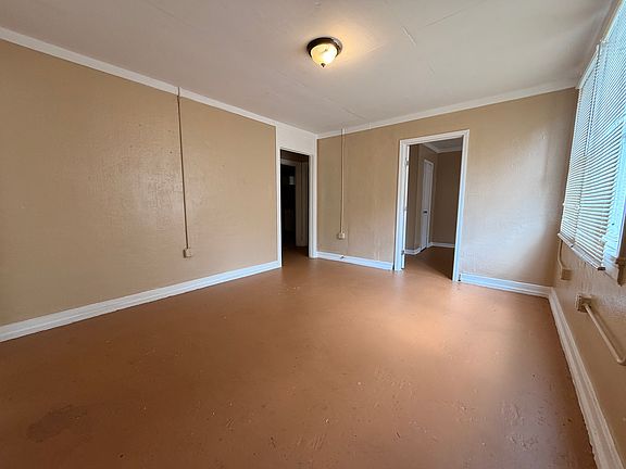 2nd image of 3449 Geronimo St