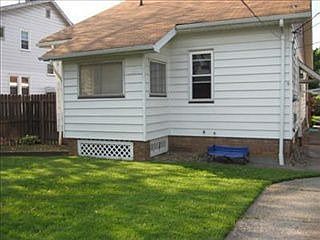 4th image of 1739 Saratoga Ave