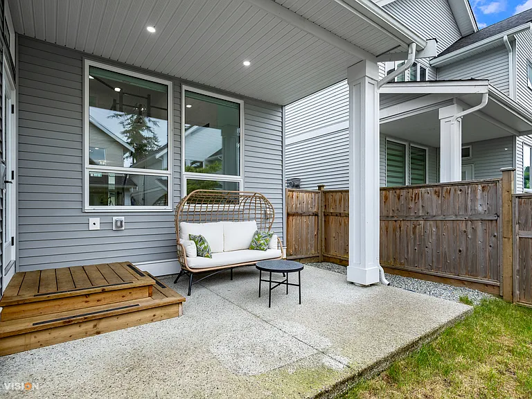 20463 76a Ave — Photo 33