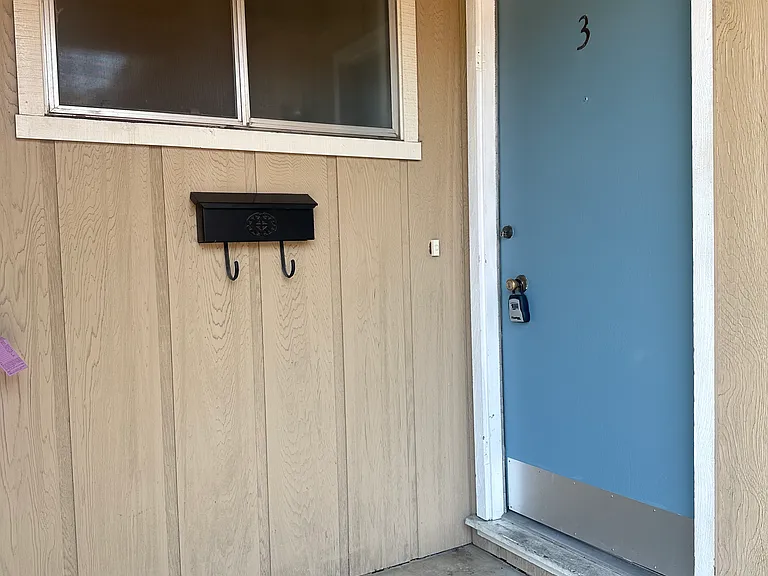 35 Church St #3 — Photo 1