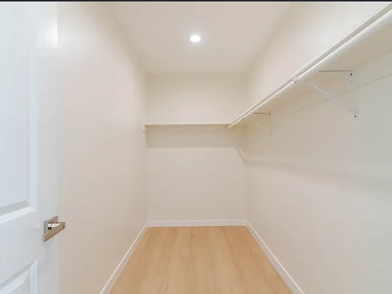 11911 Stagg St — Photo 10
