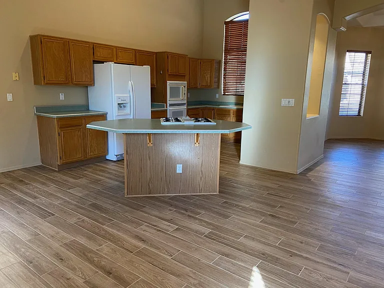 1431 E Sonoran Desert Dr — Photo 9