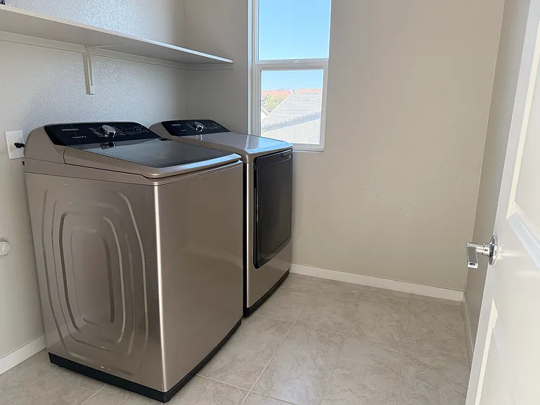 206 Seven Valleys Ct — Photo 13