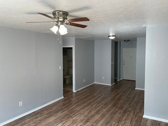 3rd image of 15010 Madison Ave APT 302