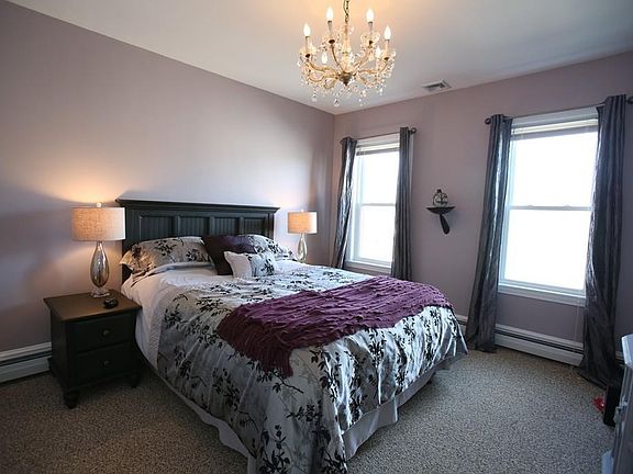 5th image of 12 Beacon Blvd