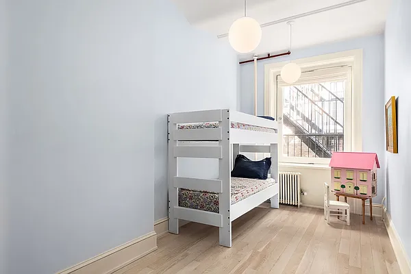 Sold by Compass | media 8