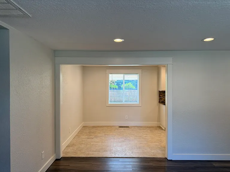 451 Hrubetz Rd SE — Photo 9