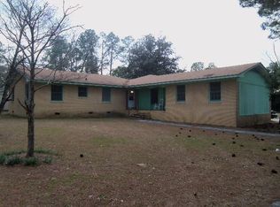 705 Lakeview Ave, Douglas, GA 31533