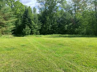 W9468 Moonshine Hill Rd, Crivitz, WI 54114