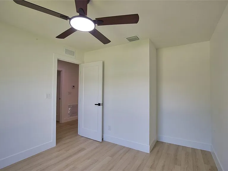 17147 Carleen Ave — Photo 7