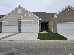 805 Plum Village Dr, Monroe, MI