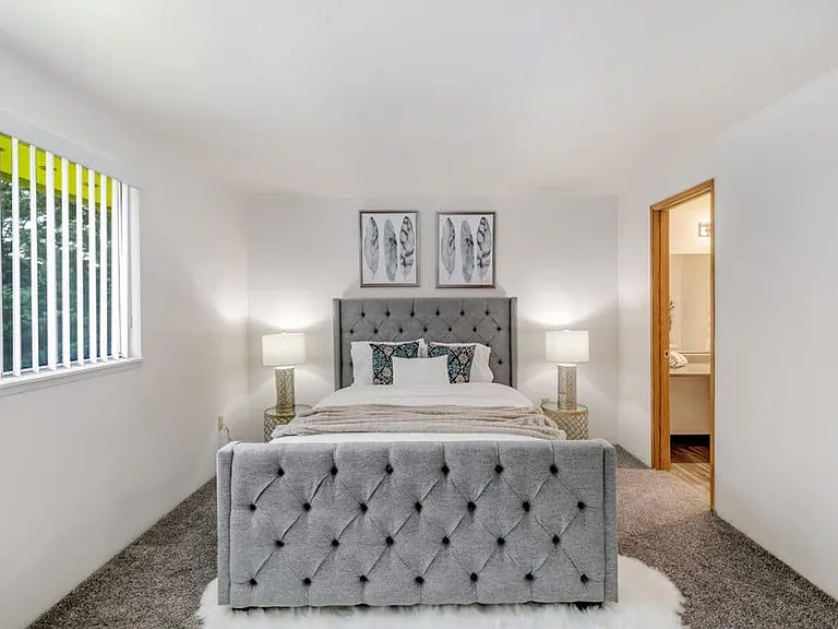 Alder Creek Apartments — Photo 9