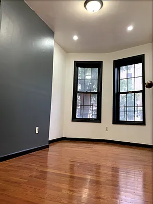 Rented by Hagstrom Management Inc | media 3