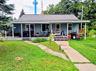 6446 State St, Garden, MI 49835