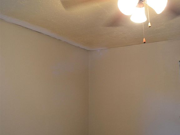 3rd image of 4260 Orchard Hill Dr