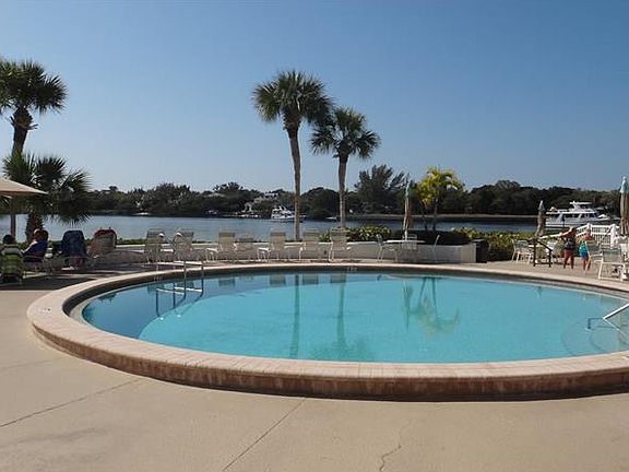 5th image of 1624 Stickney Point Rd APT 308