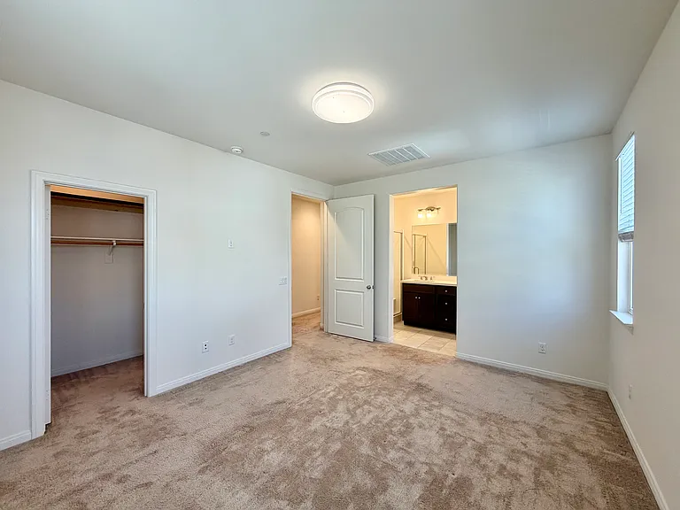 10519 Wilding Dr — Photo 11