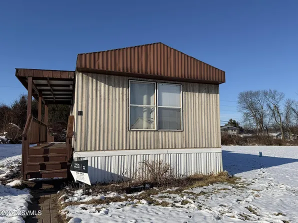 55 Minton Dr, Selinsgrove, PA 17870