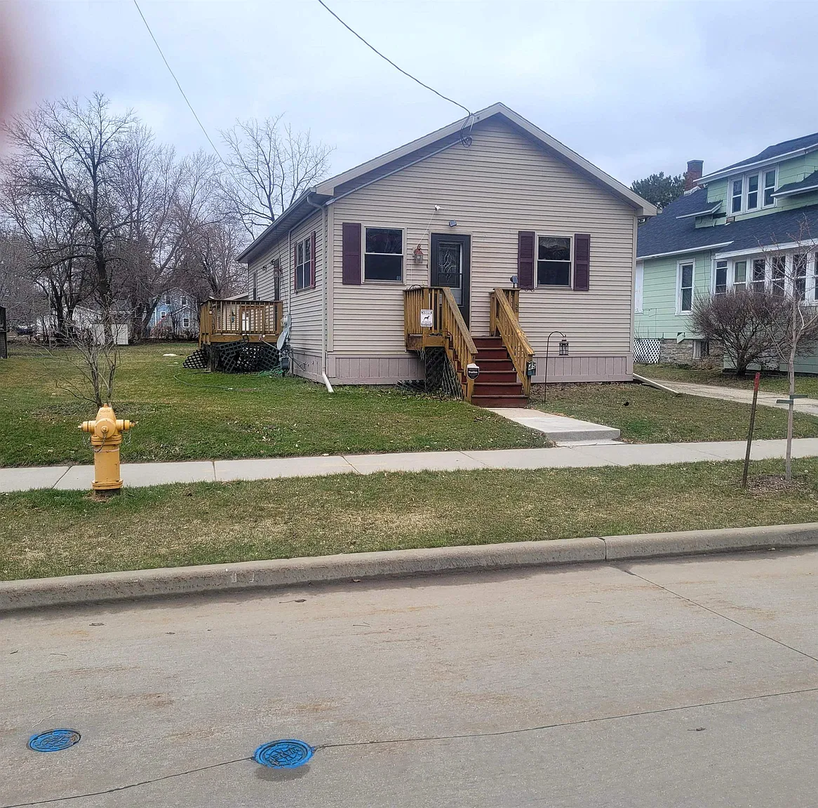 45 Lake St photo 1