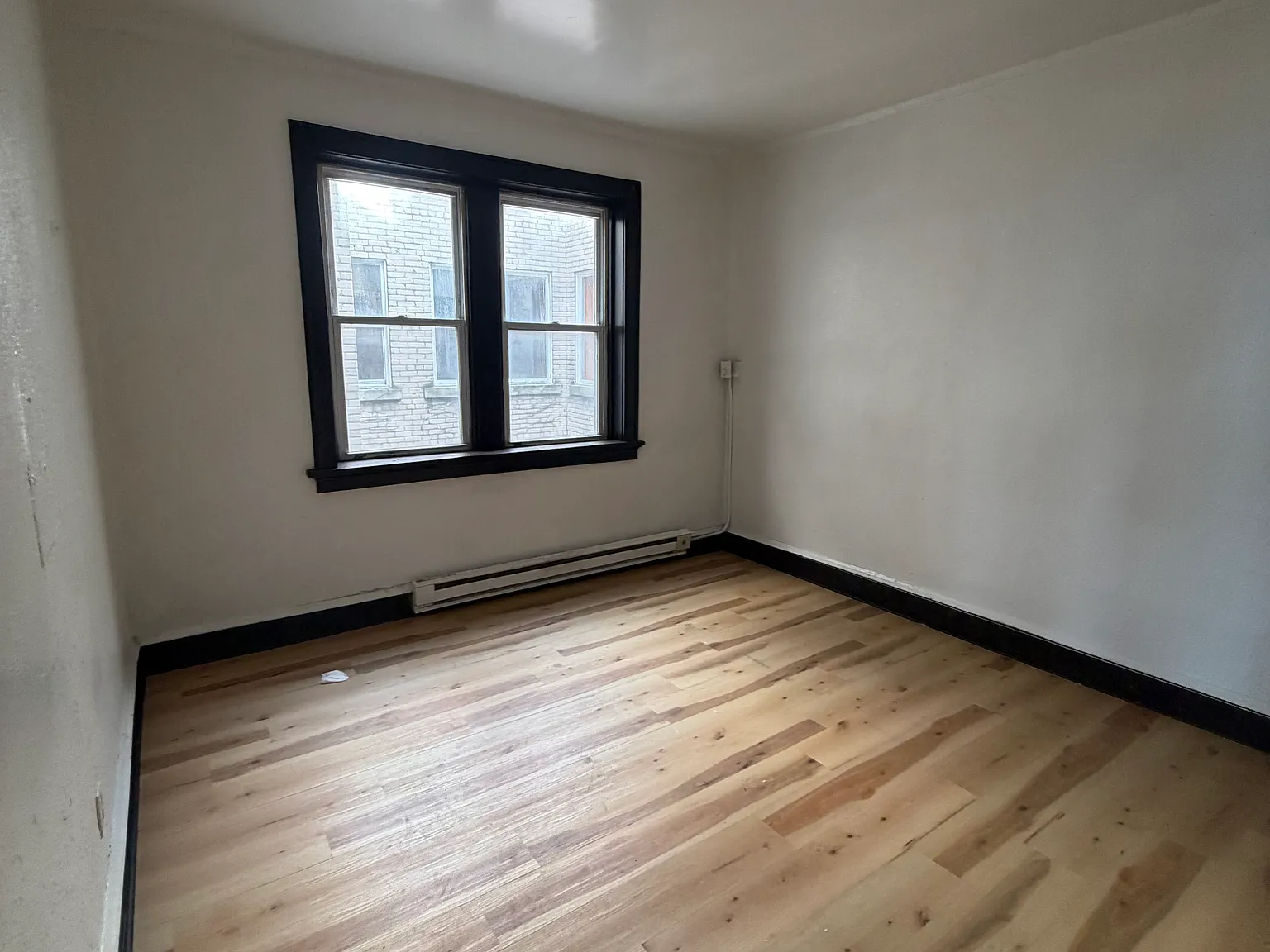 2 bed, $1,025 — Photo 2