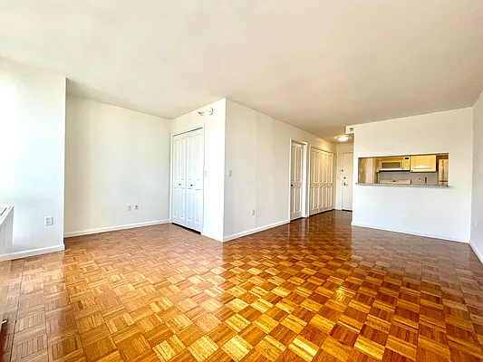 Rented by Addison Property Group | media 4