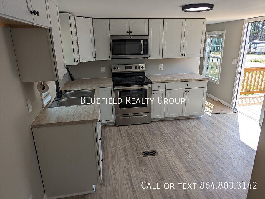 1st image of 723 Reynolds Rd Unit A