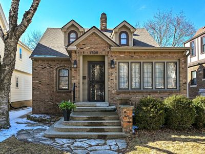 1705 North 68th STREET, Wauwatosa, WI, 53213