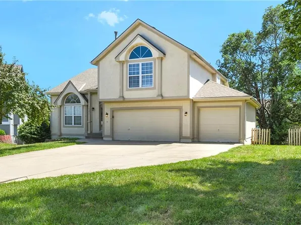 1436 SE Newberry Pl, Lees Summit, MO 64081