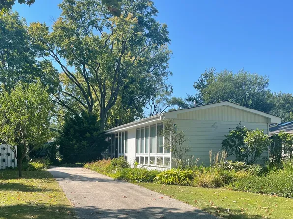 444 E Schiller St, Elmhurst, IL 60126