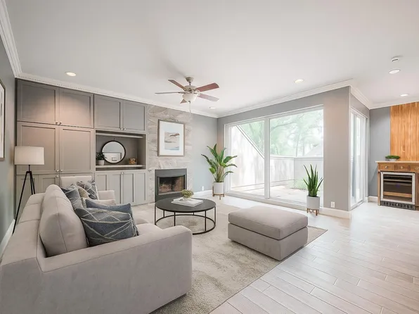 241 Litchfield Ln, Houston, TX 77024