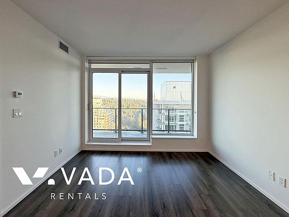4th image of 3809 Evergreen Pl #3204