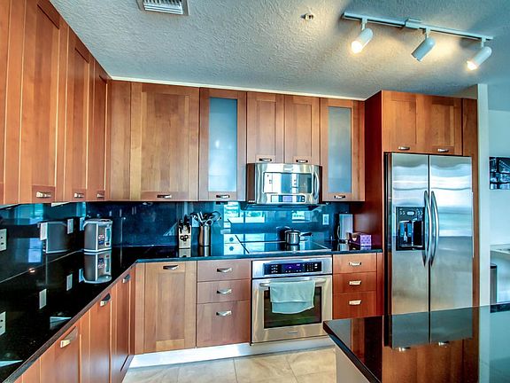 5th image of 1431 Riverplace Blvd APT 3306
