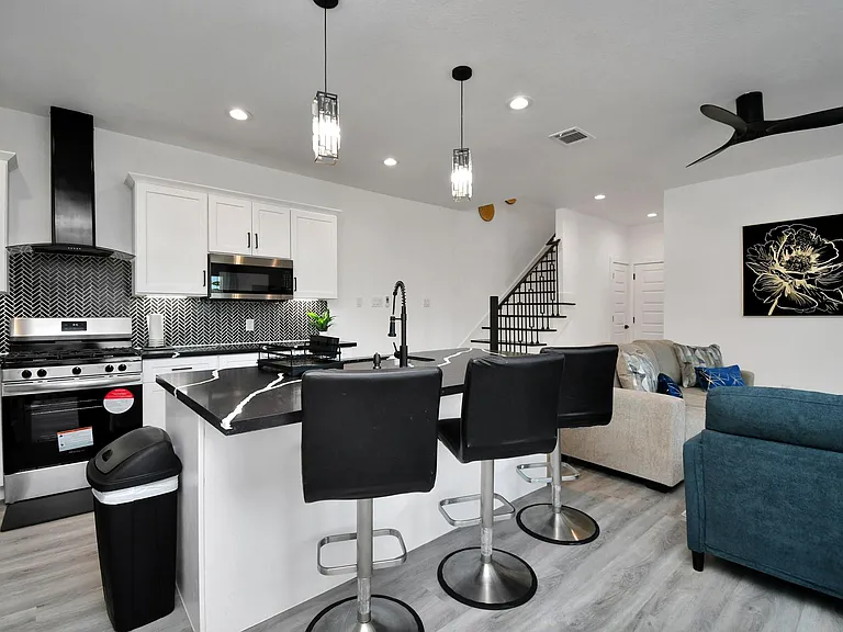 6531 Rosemary Ln #A — Photo 11